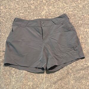 Columbia Gray Cargo Shorts Lightweight Versatile